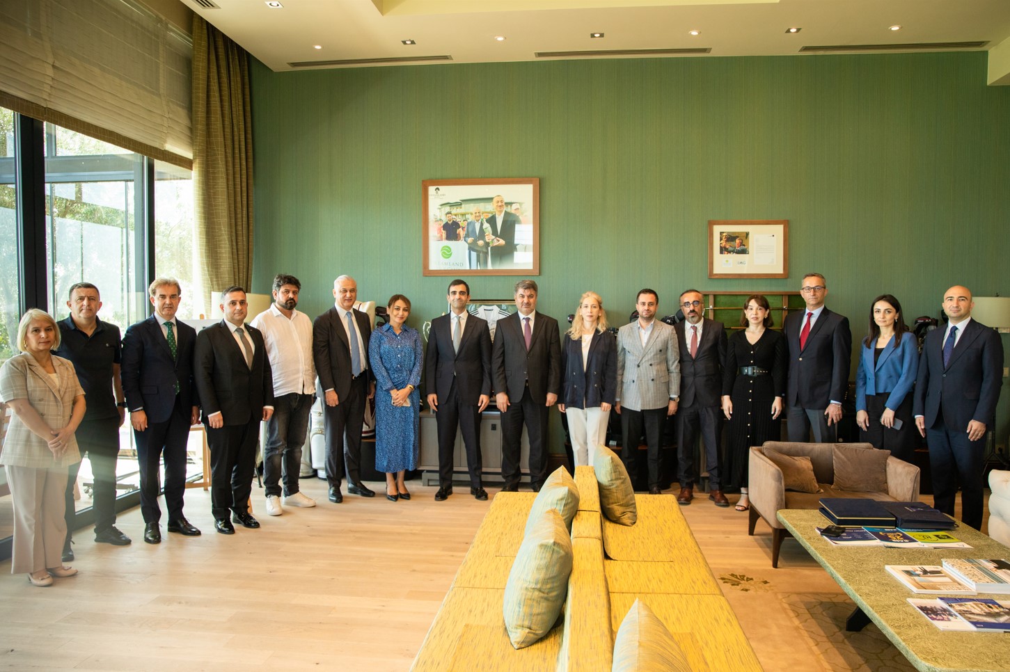 TÜİB və “Azərsun Holdinq” birgə layihələr və strateji əməkdaşlıq istiqamətlərini müzakirə etdi.